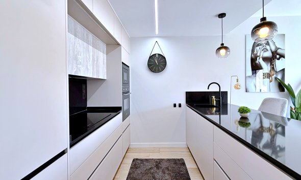 Resale - Apartment - Orihuela Costa - Punta Prima