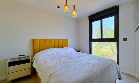 Resale - Apartment - Orihuela Costa - Punta Prima