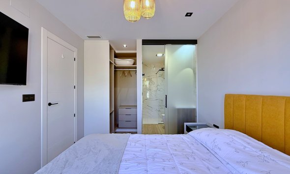 Resale - Apartment - Orihuela Costa - Punta Prima
