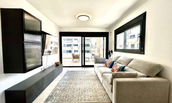Resale - Apartment - Orihuela Costa - Los Dolses