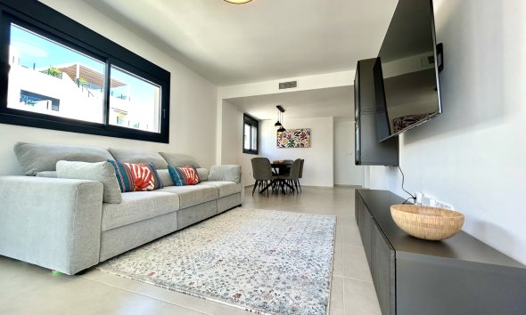 Resale - Apartment - Orihuela Costa - Los Dolses
