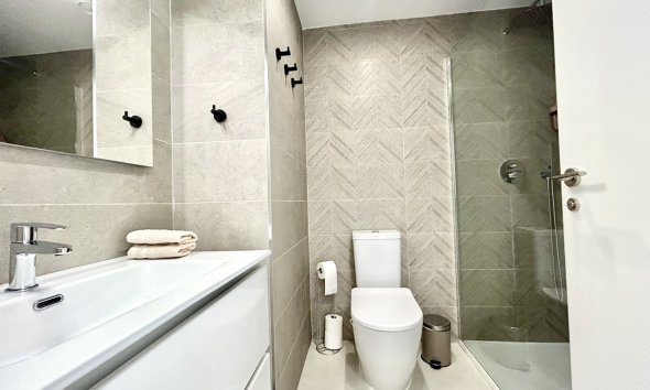 Resale - Apartment - Orihuela Costa - Los Dolses
