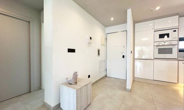 Resale - Apartment - Guardamar del Segura - El Raso