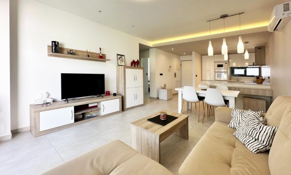 Resale - Apartment - Guardamar del Segura - El Raso