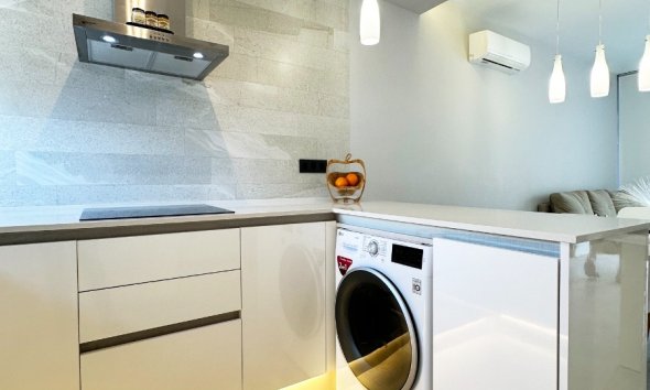 Resale - Apartment - Guardamar del Segura - El Raso