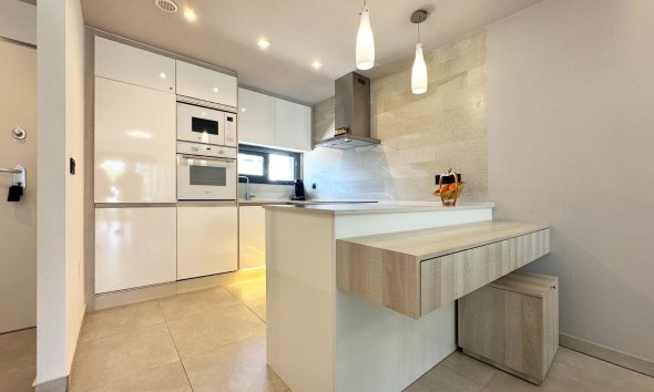 Resale - Apartment - Guardamar del Segura - El Raso