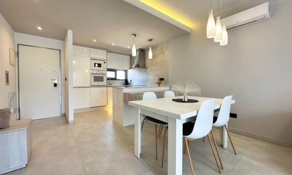 Resale - Apartment - Guardamar del Segura - El Raso