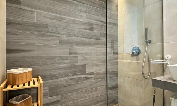 Resale - Apartment - Guardamar del Segura - El Raso