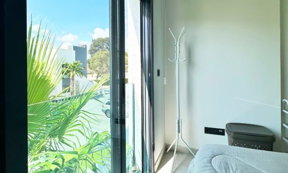 Resale - Apartment - Guardamar del Segura - El Raso