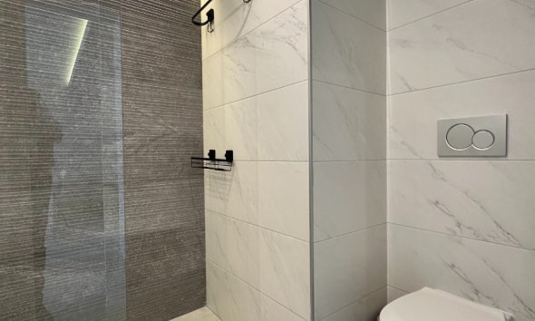 Resale - Apartment - Guardamar del Segura - El Raso