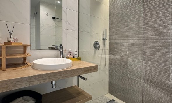 Resale - Apartment - Guardamar del Segura - El Raso