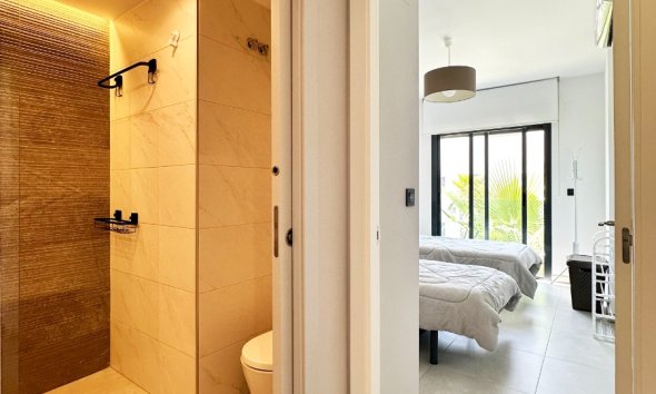 Resale - Apartment - Guardamar del Segura - El Raso