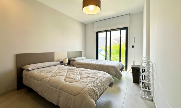 Resale - Apartment - Guardamar del Segura - El Raso