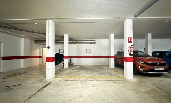 Resale - Apartment - Guardamar del Segura - El Raso