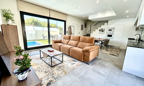 Resale - Villa - Orihuela Costa - Villamartín
