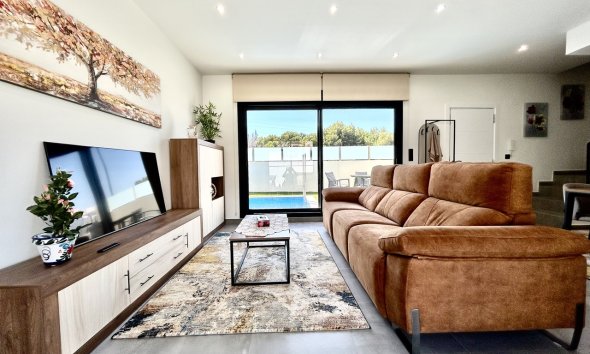 Resale - Villa - Orihuela Costa - Villamartín