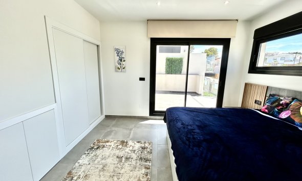 Resale - Villa - Orihuela Costa - Villamartín