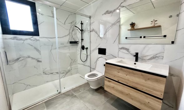 Resale - Villa - Orihuela Costa - Villamartín