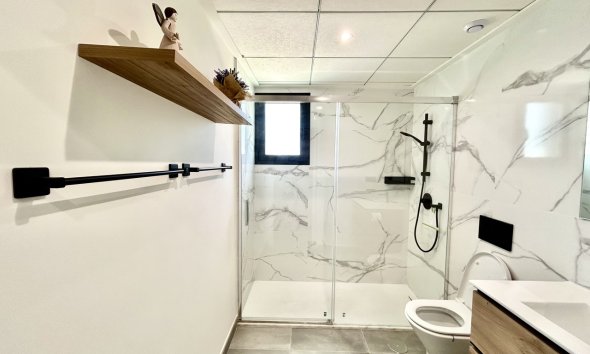 Resale - Villa - Orihuela Costa - Villamartín