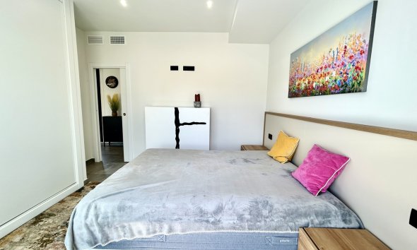 Resale - Villa - Orihuela Costa - Villamartín