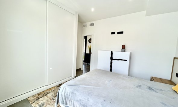 Resale - Villa - Orihuela Costa - Villamartín