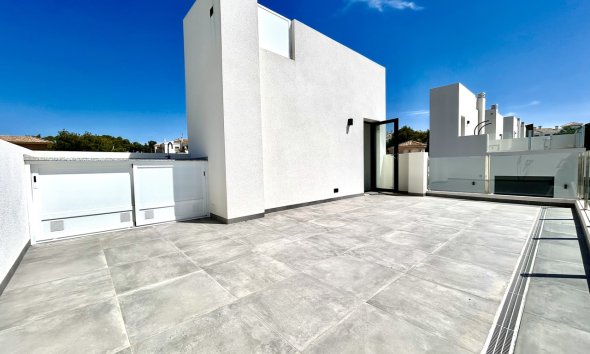 Resale - Villa - Orihuela Costa - Villamartín