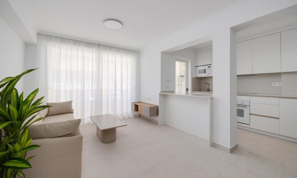 Resale - Apartment - Torrevieja - La Mata