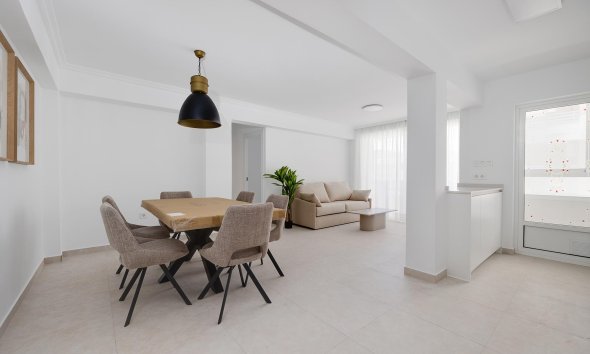 Resale - Apartment - Torrevieja - La Mata