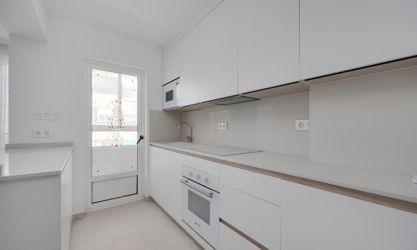 Resale - Apartment - Torrevieja - La Mata