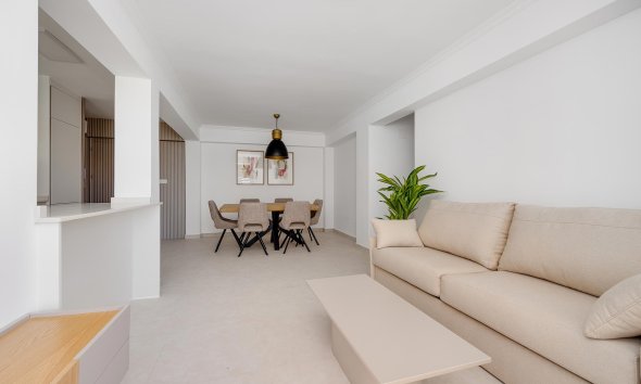 Resale - Apartment - Torrevieja - La Mata