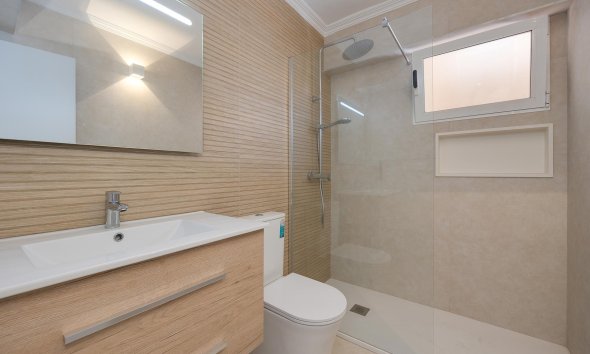 Resale - Apartment - Torrevieja - La Mata