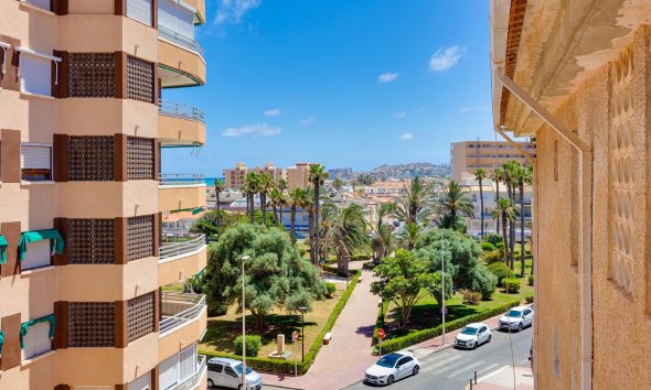 Resale - Apartment - Torrevieja - La Mata