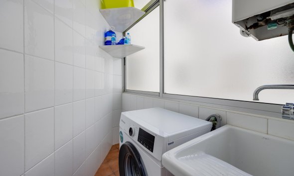 Resale - Apartment - Torrevieja - La Mata