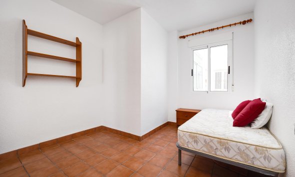 Resale - Apartment - Torrevieja - La Mata
