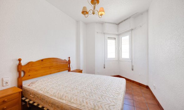 Resale - Apartment - Torrevieja - La Mata