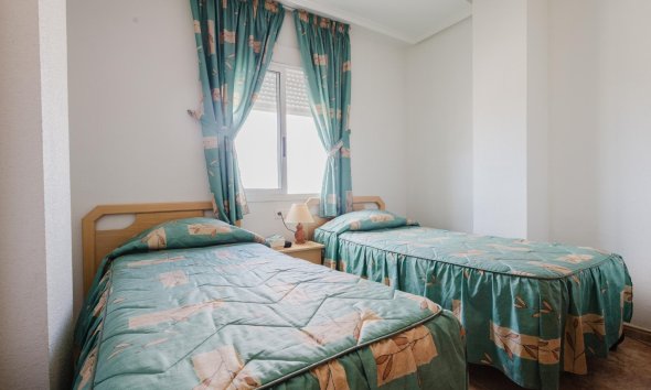 Resale - Apartment - Torrevieja - Playa del Acequión