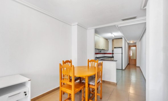 Reventa - Apartamento / Dúplex - Torrevieja