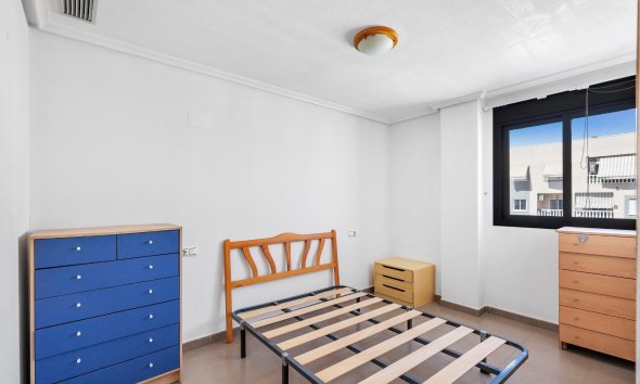 Reventa - Apartamento / Dúplex - Torrevieja