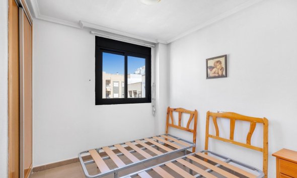 Reventa - Apartamento / Dúplex - Torrevieja
