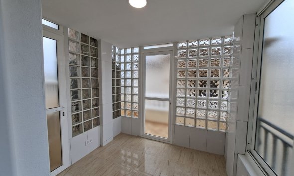 Resale - Apartment - Orihuela Costa - Punta Prima