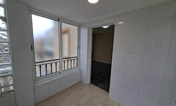 Resale - Apartment - Orihuela Costa - Punta Prima