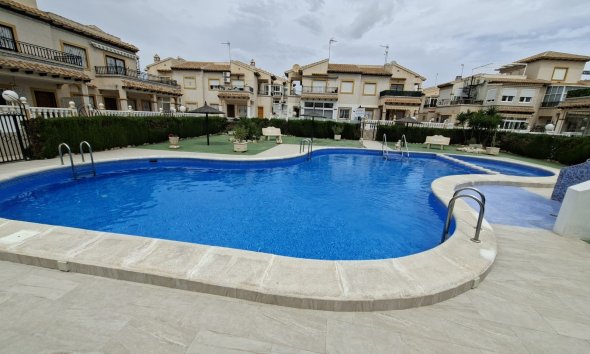 Resale - Apartment - Orihuela Costa - Punta Prima