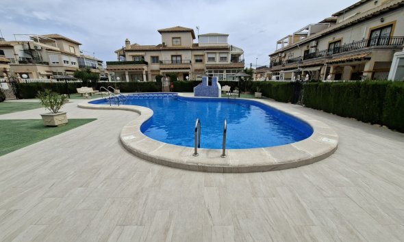 Resale - Apartment - Orihuela Costa - Punta Prima