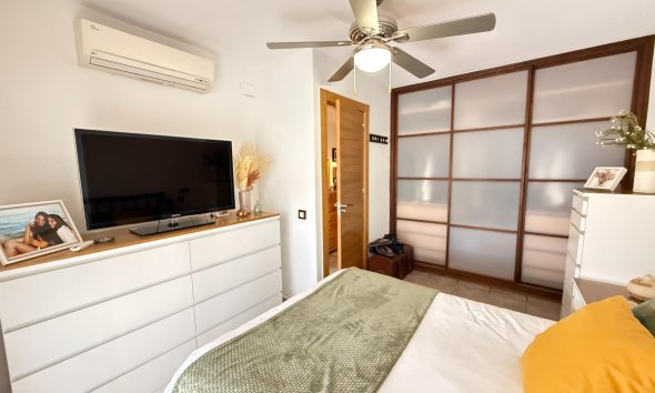 Resale - Terraced house / Townhouse - Torrevieja - Los Balcones