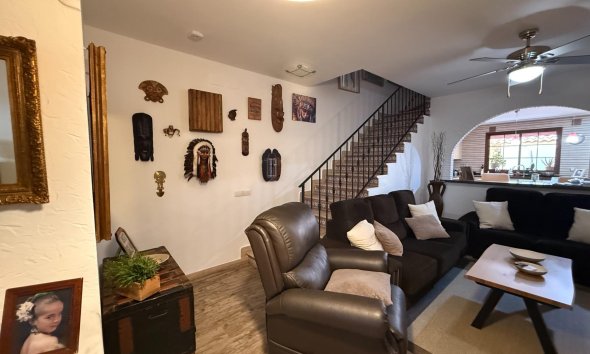 Resale - Terraced house / Townhouse - Torrevieja - Los Balcones