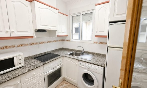 Reventa - Apartamento - Torrevieja - Playa del Cura