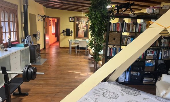 Resale - Farm Estate / Country Property - Murcia