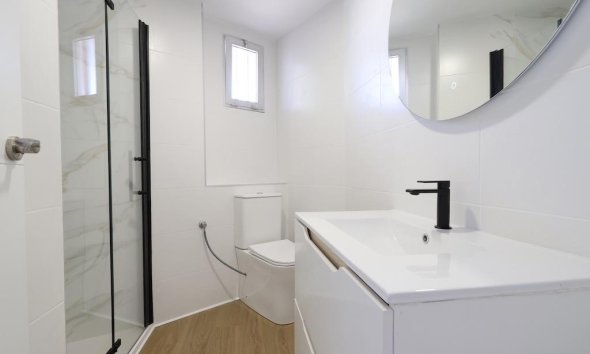 Resale - Apartment - Orihuela Costa - La Zenia