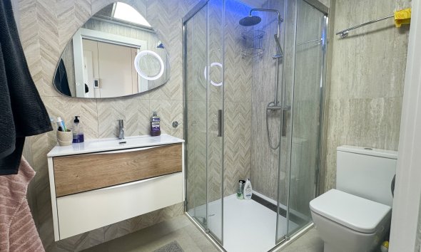 Resale - Terraced house / Townhouse - Torrevieja - Los Balcones