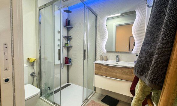 Resale - Terraced house / Townhouse - Torrevieja - Los Balcones